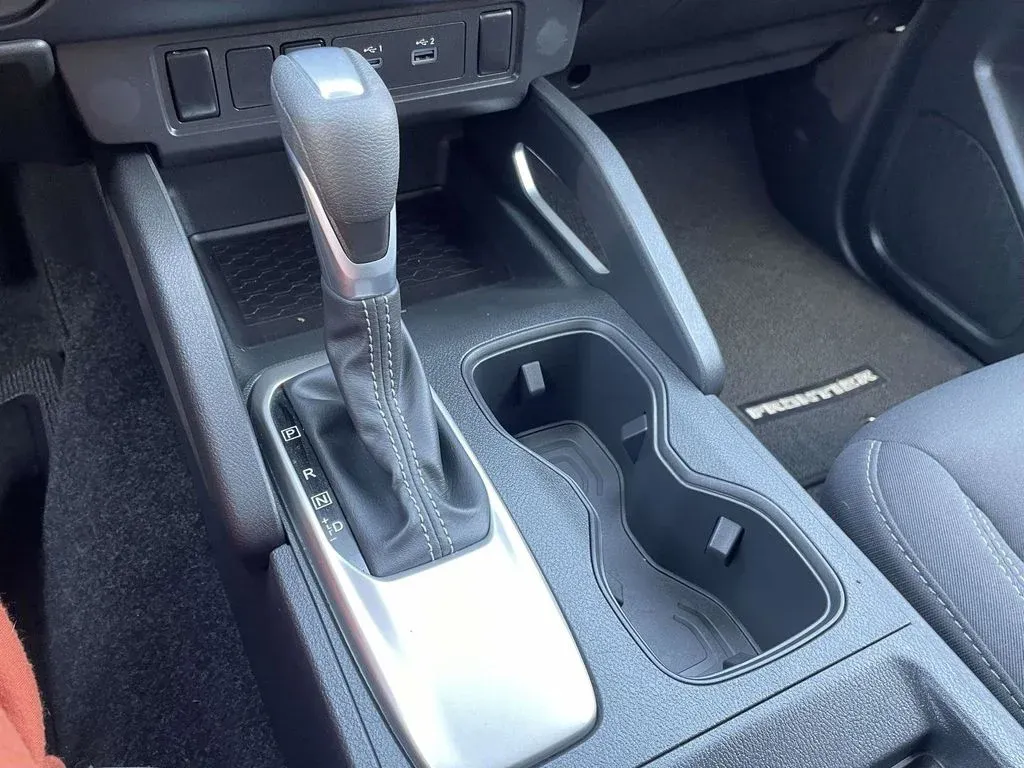 2026 Nissan Frontier SV thumbnail 19