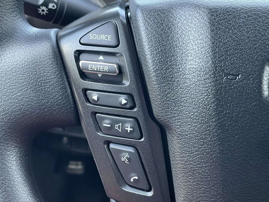 2026 Nissan Frontier SV thumbnail 21