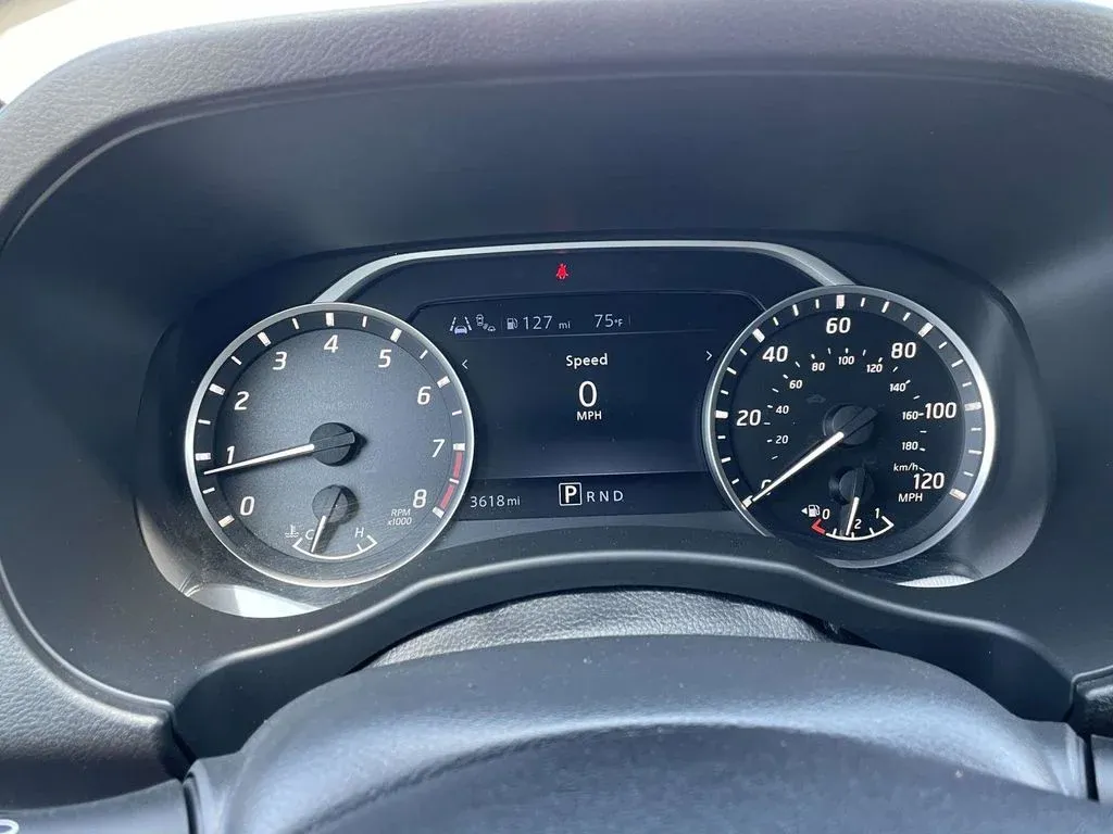 2026 Nissan Frontier SV thumbnail 24