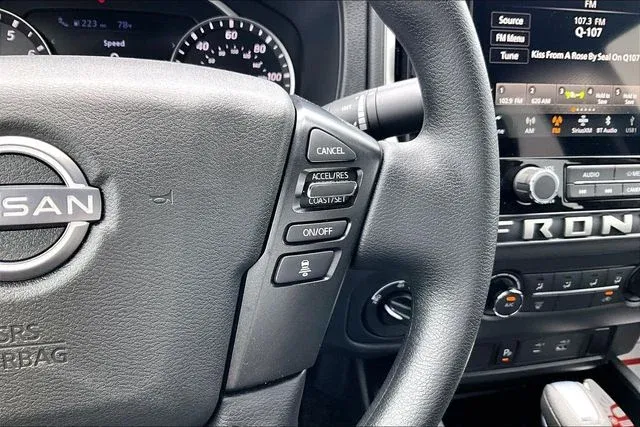 2026 Nissan Frontier SV thumbnail 11