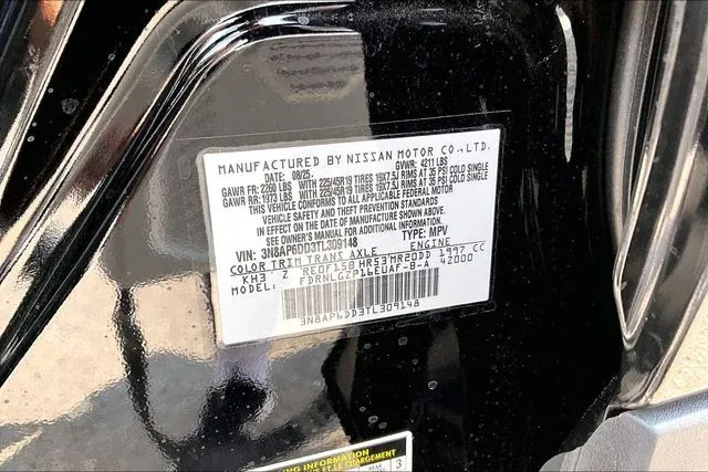 2026 Nissan Kicks SR thumbnail 16