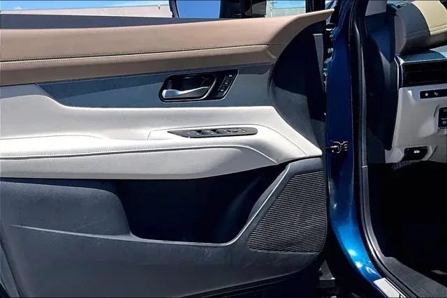 2026 Nissan Murano Platinum thumbnail 17