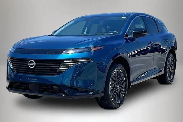 2026 Nissan Murano Platinum thumbnail 2