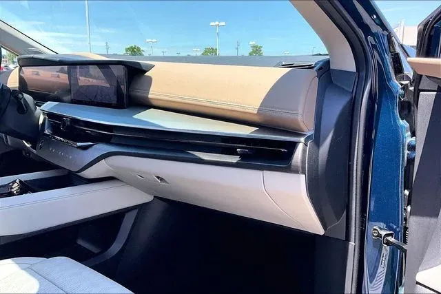 2026 Nissan Murano Platinum thumbnail 23