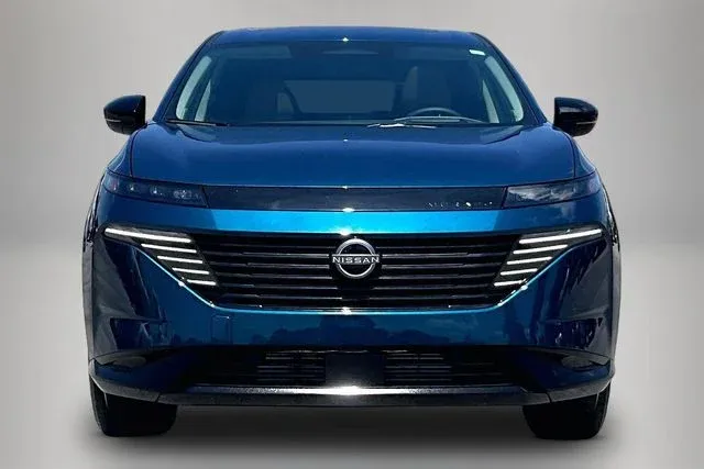 2026 Nissan Murano Platinum thumbnail 3