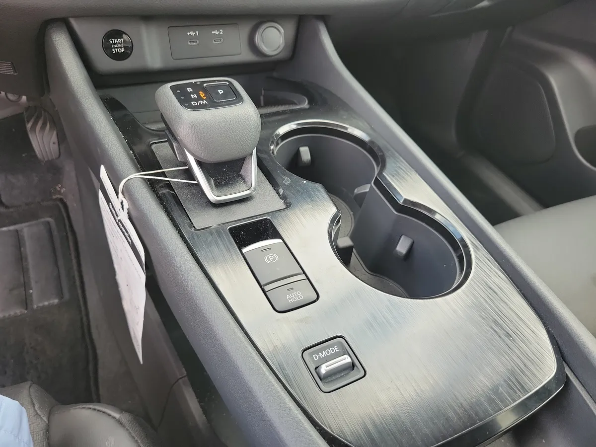 2026 Nissan Rogue Dark Armor thumbnail 20