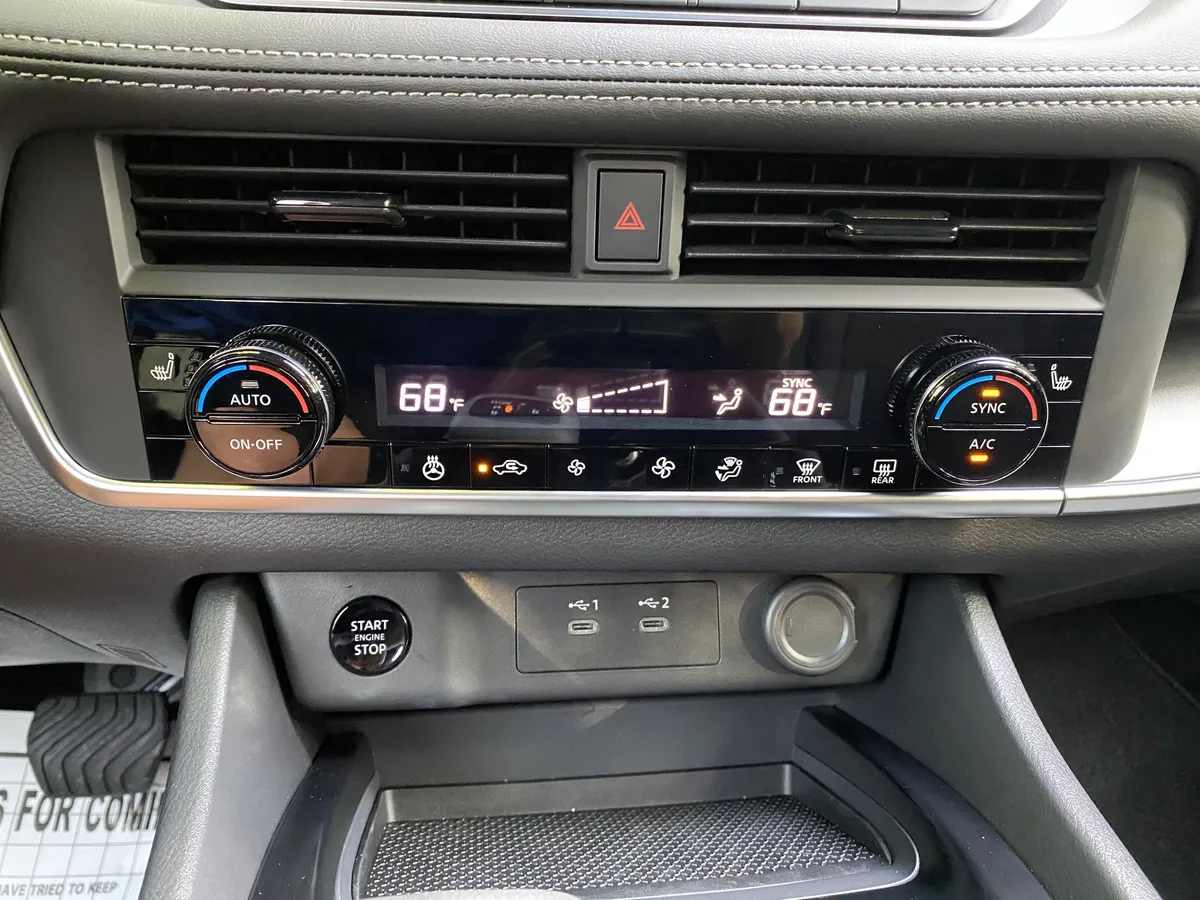 2026 Nissan Rogue Dark Armor thumbnail 24