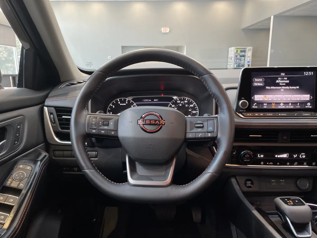 2026 Nissan Rogue Rock Creek thumbnail 18