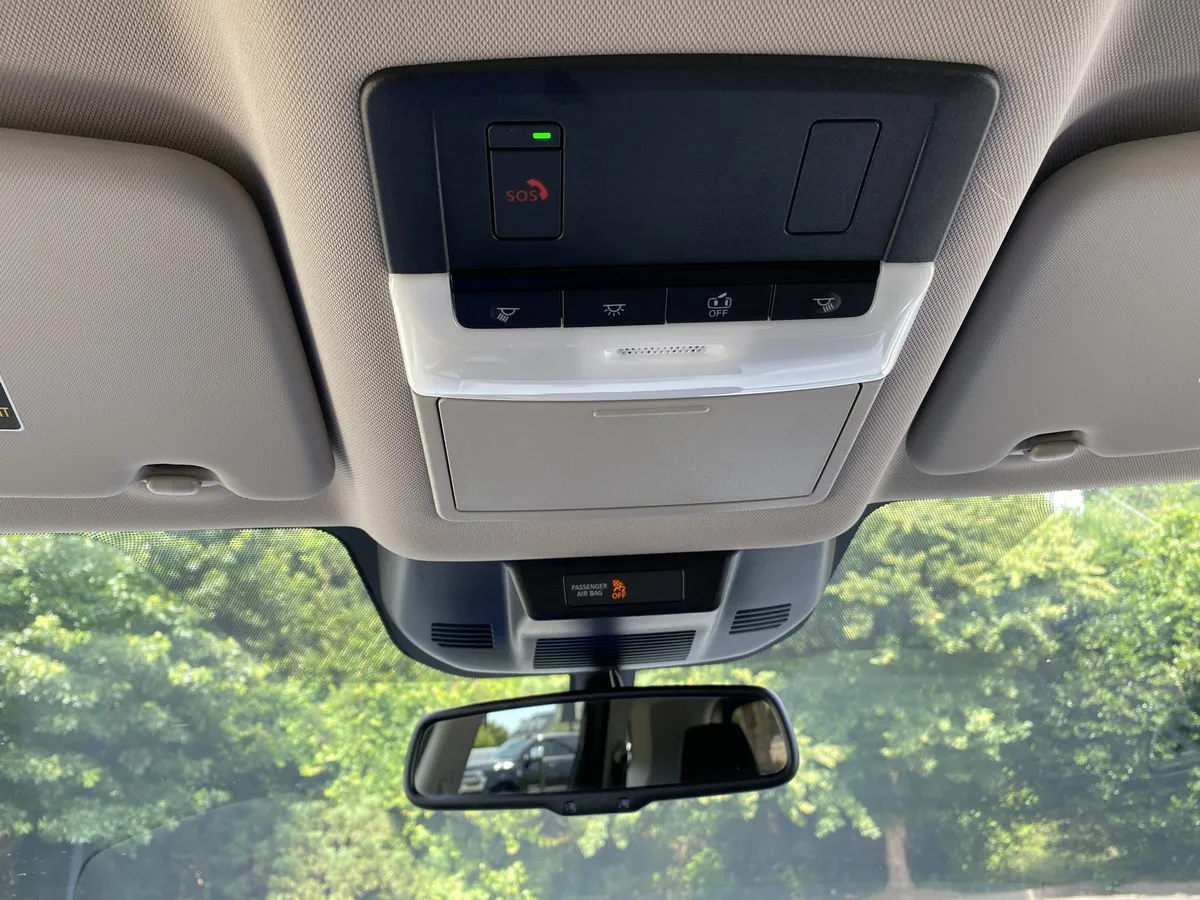 2026 Nissan Rogue SL thumbnail 30