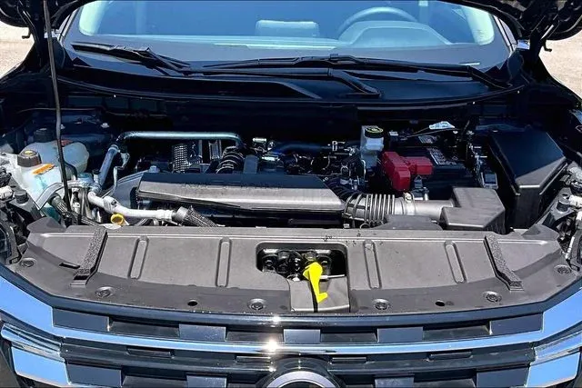 2026 Nissan Rogue SV thumbnail 27