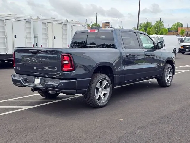 2026 Ram 1500 Express thumbnail 10