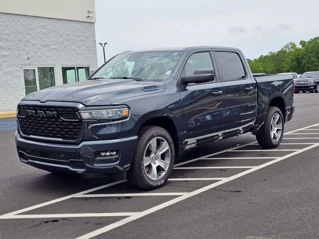 2026 Ram 1500 Express thumbnail 2