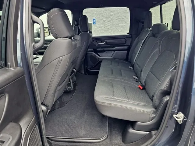 2026 Ram 1500 Express thumbnail 31