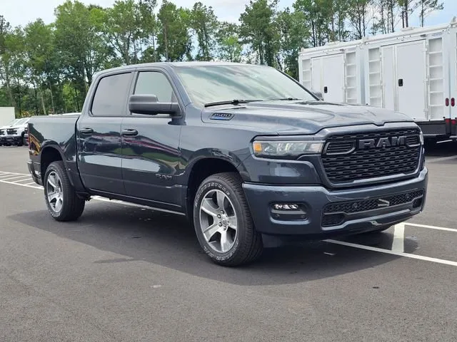 2026 Ram 1500 Express thumbnail 6
