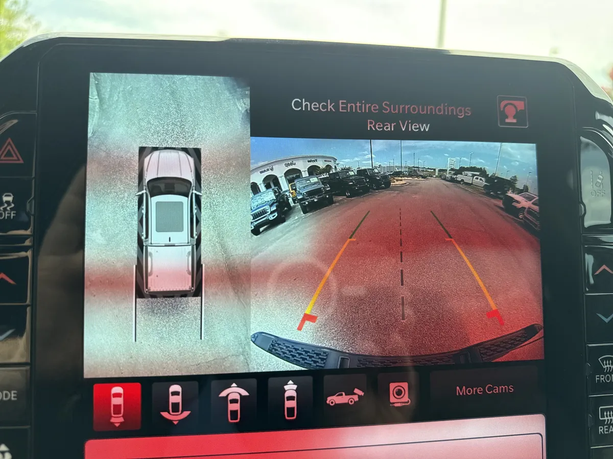 2026 Ram 1500 Laramie thumbnail 29