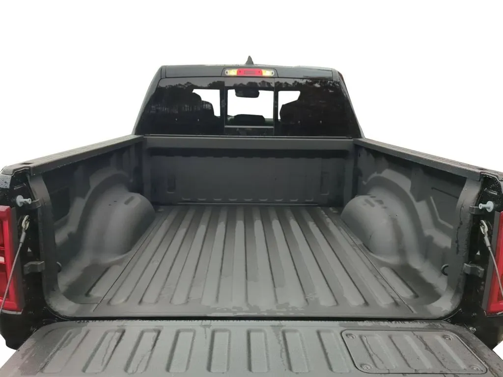 2026 Ram 1500 Limited thumbnail 18