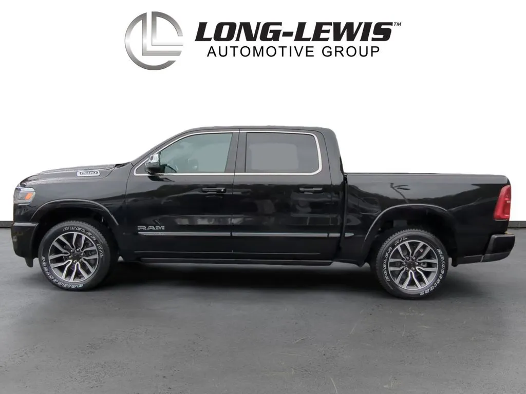 2026 Ram 1500 Limited thumbnail 2