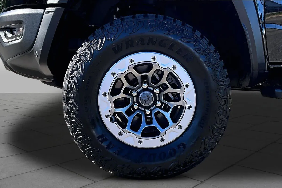 2026 Ram 1500 RHO thumbnail 11