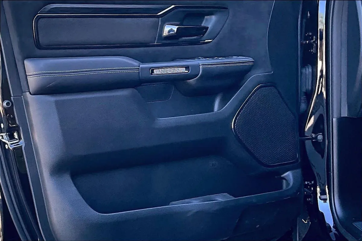 2026 Ram 1500 RHO thumbnail 21