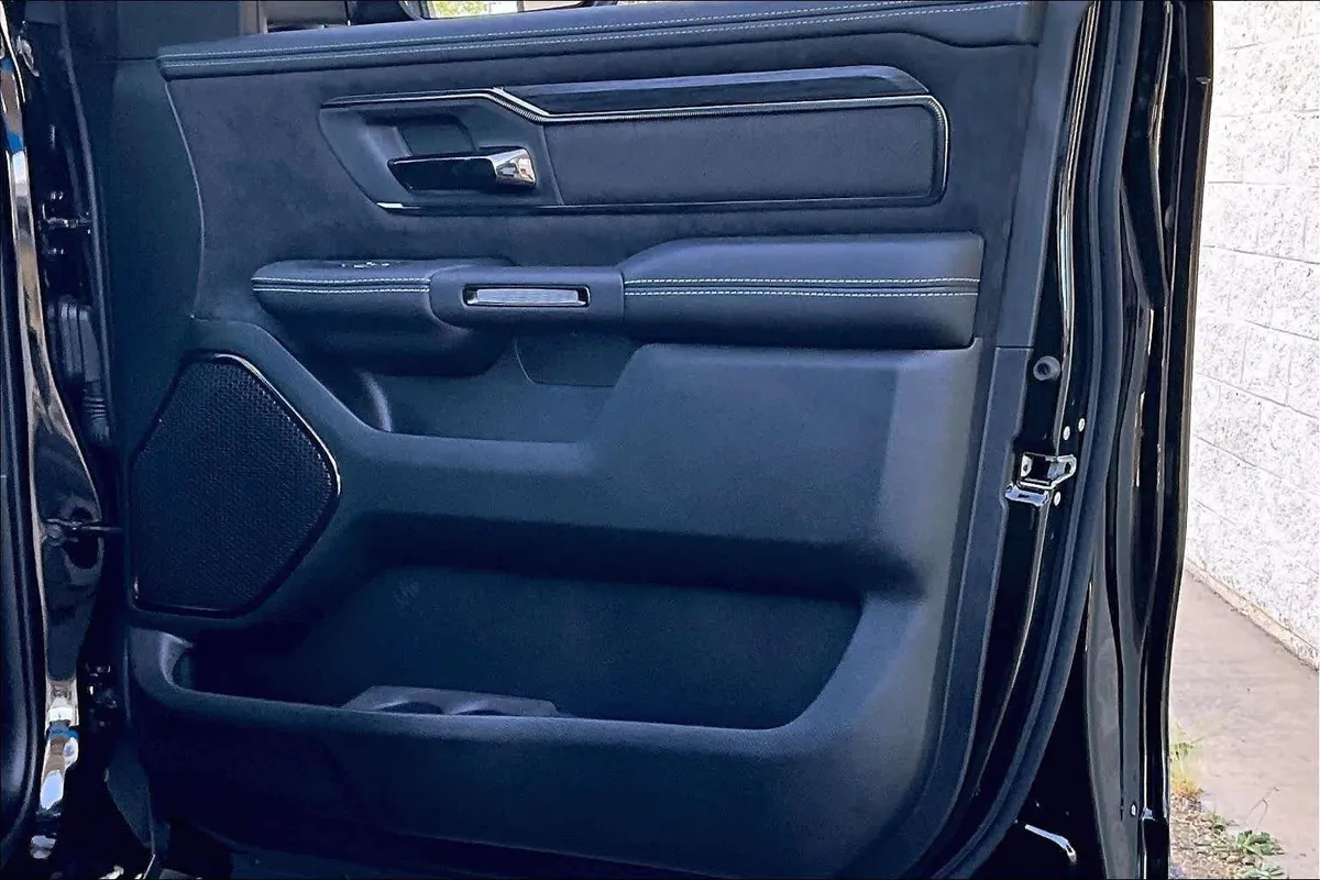 2026 Ram 1500 RHO thumbnail 22