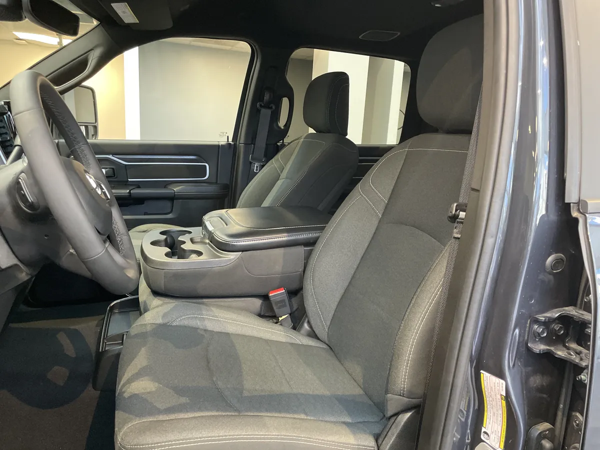 2026 Ram 2500 Big Horn thumbnail 16