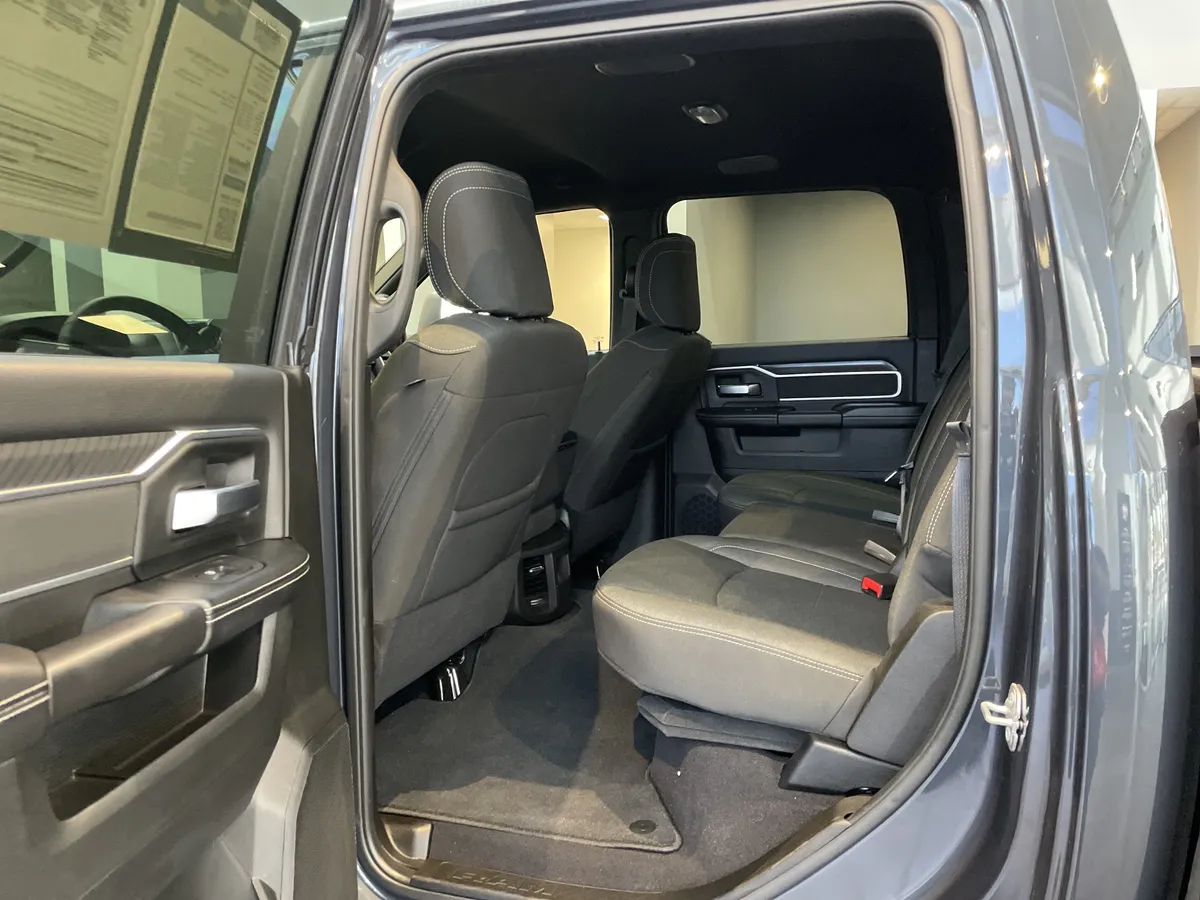 2026 Ram 2500 Big Horn thumbnail 34