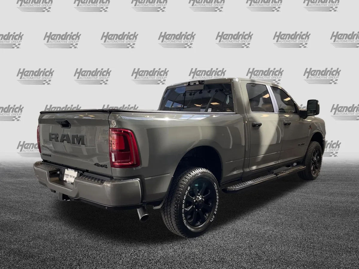 2026 Ram 2500 Big Horn thumbnail 10
