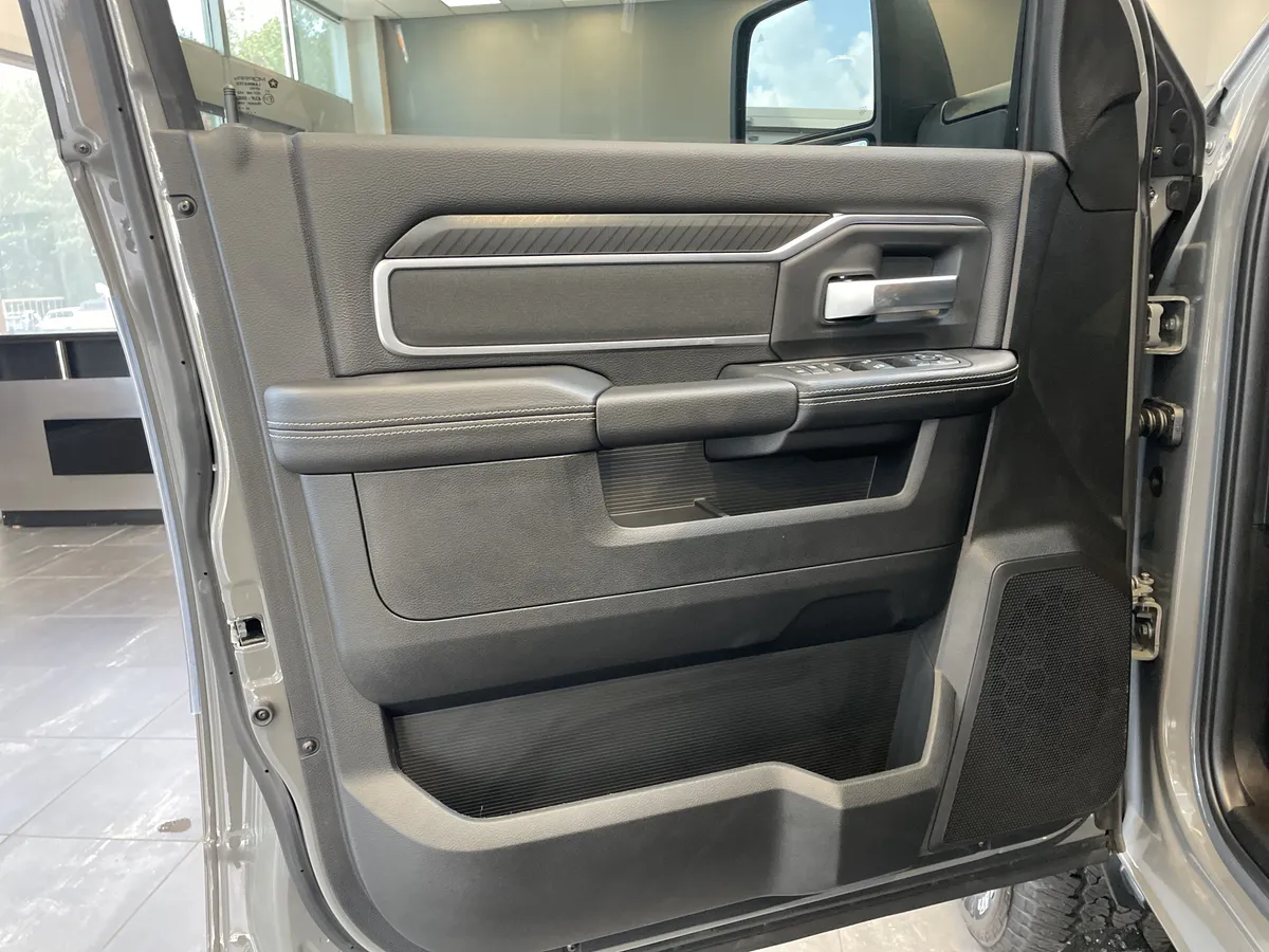 2026 Ram 2500 Big Horn thumbnail 14