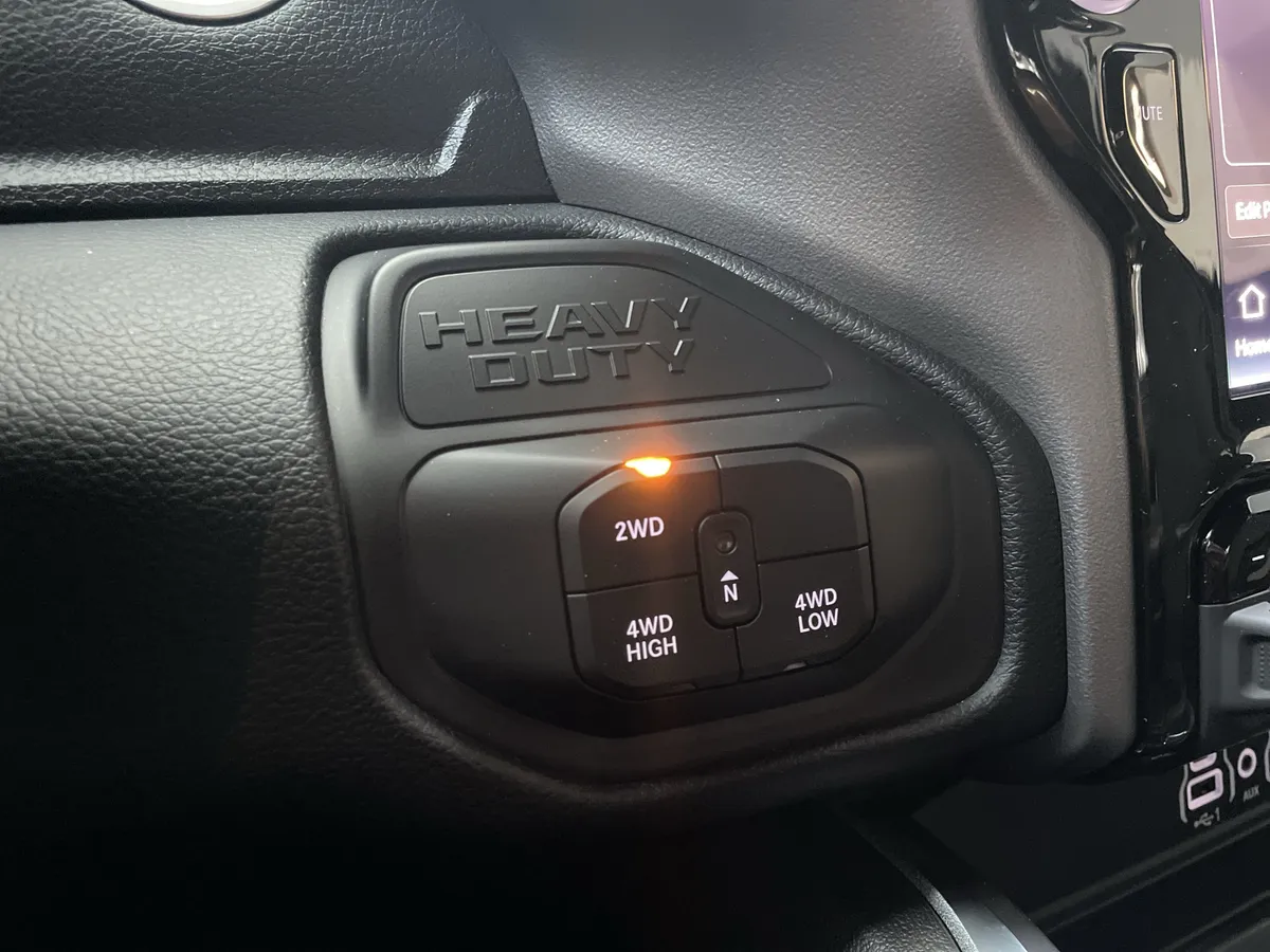 2026 Ram 2500 Big Horn thumbnail 29