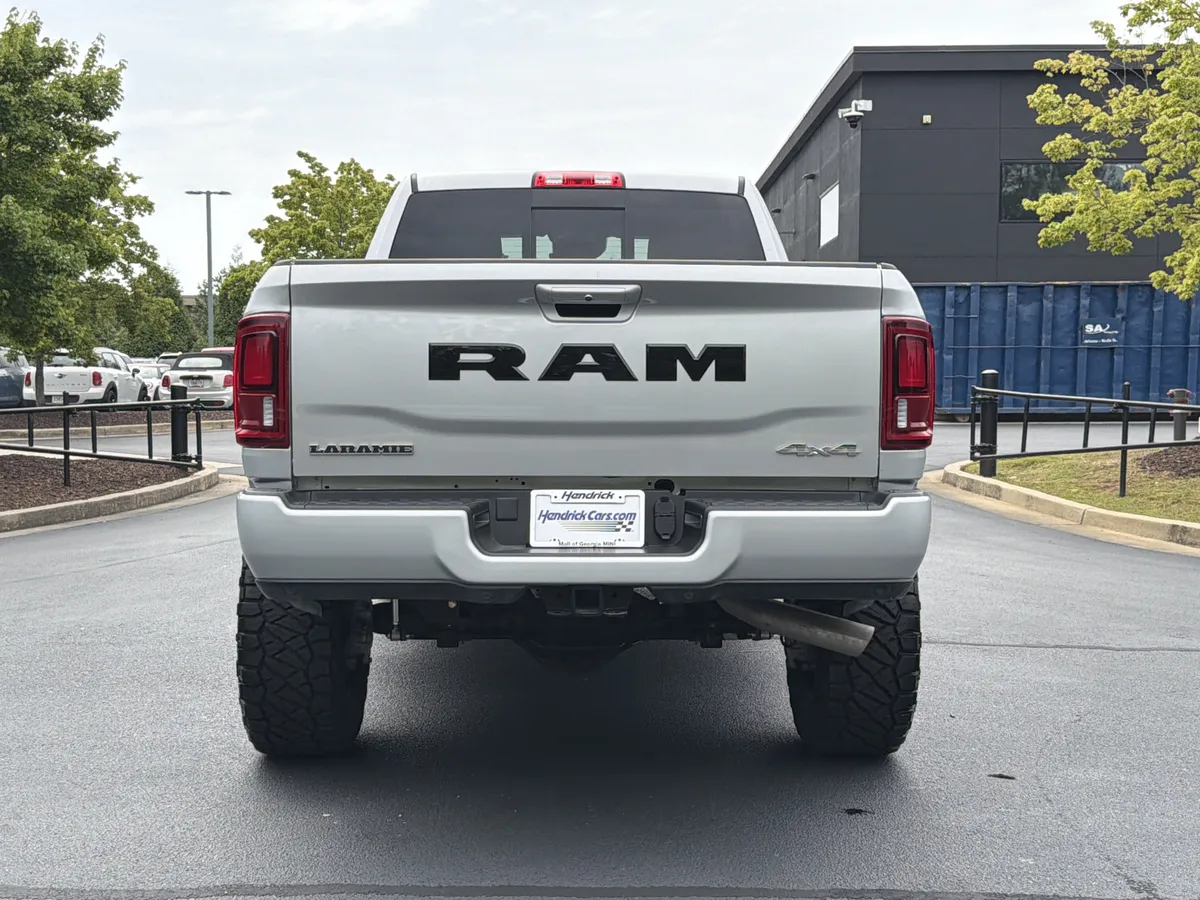 2026 Ram 2500 Laramie thumbnail 15