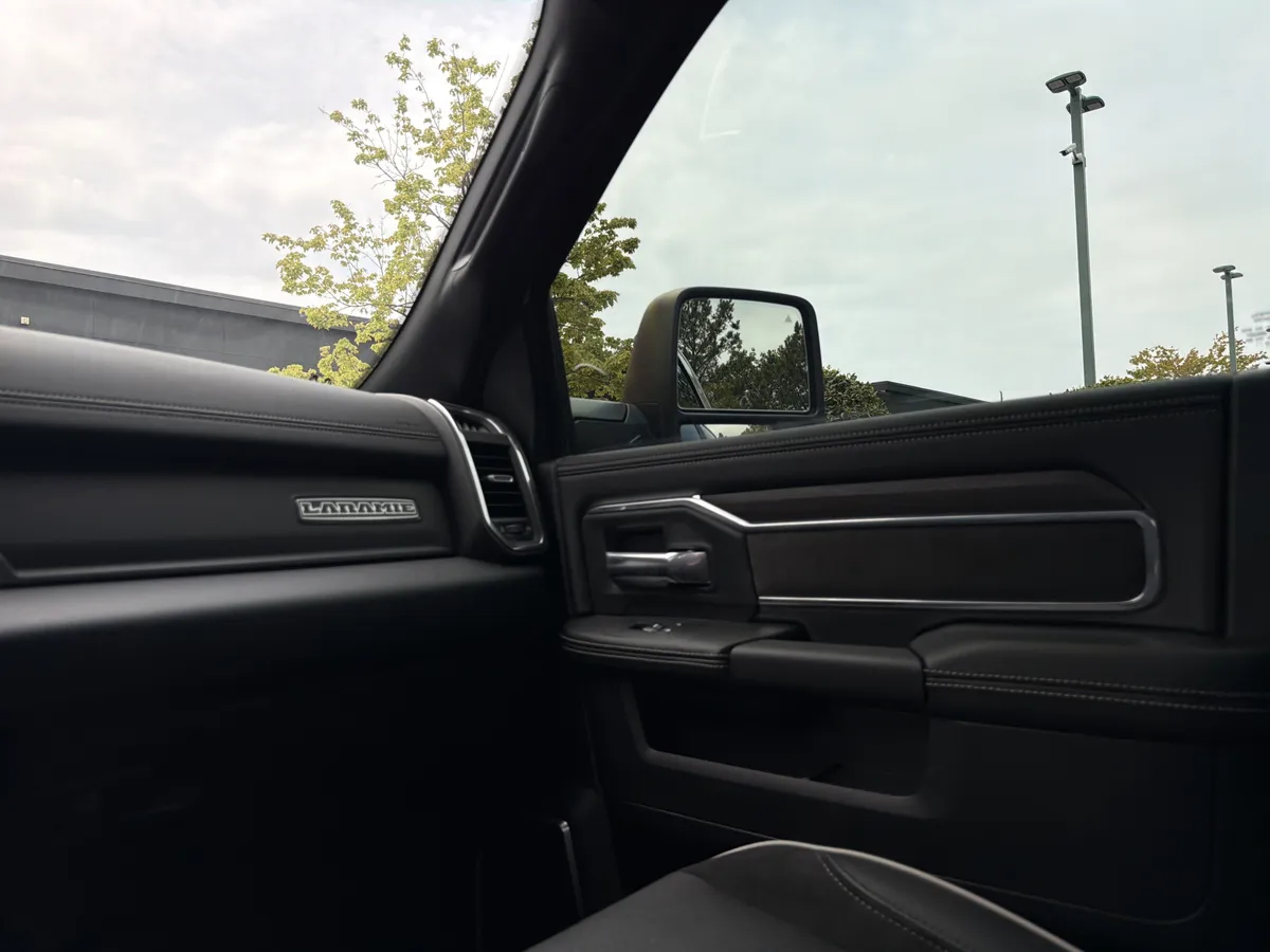 2026 Ram 2500 Laramie thumbnail 17