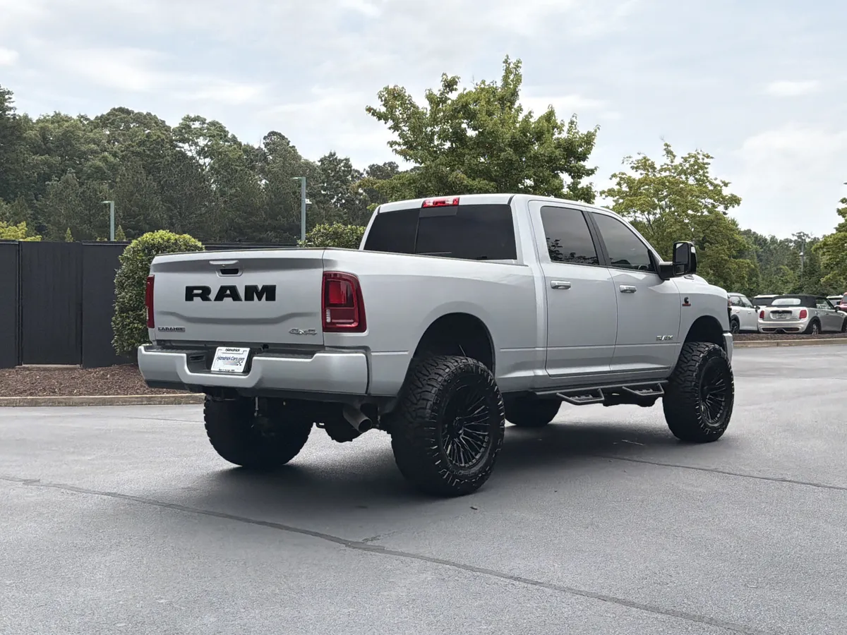 2026 Ram 2500 Laramie thumbnail 2