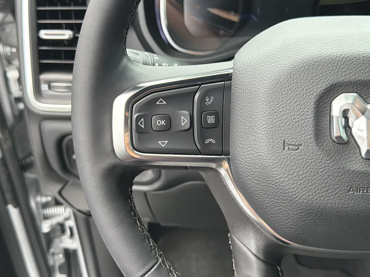 2026 Ram 2500 Laramie thumbnail 27