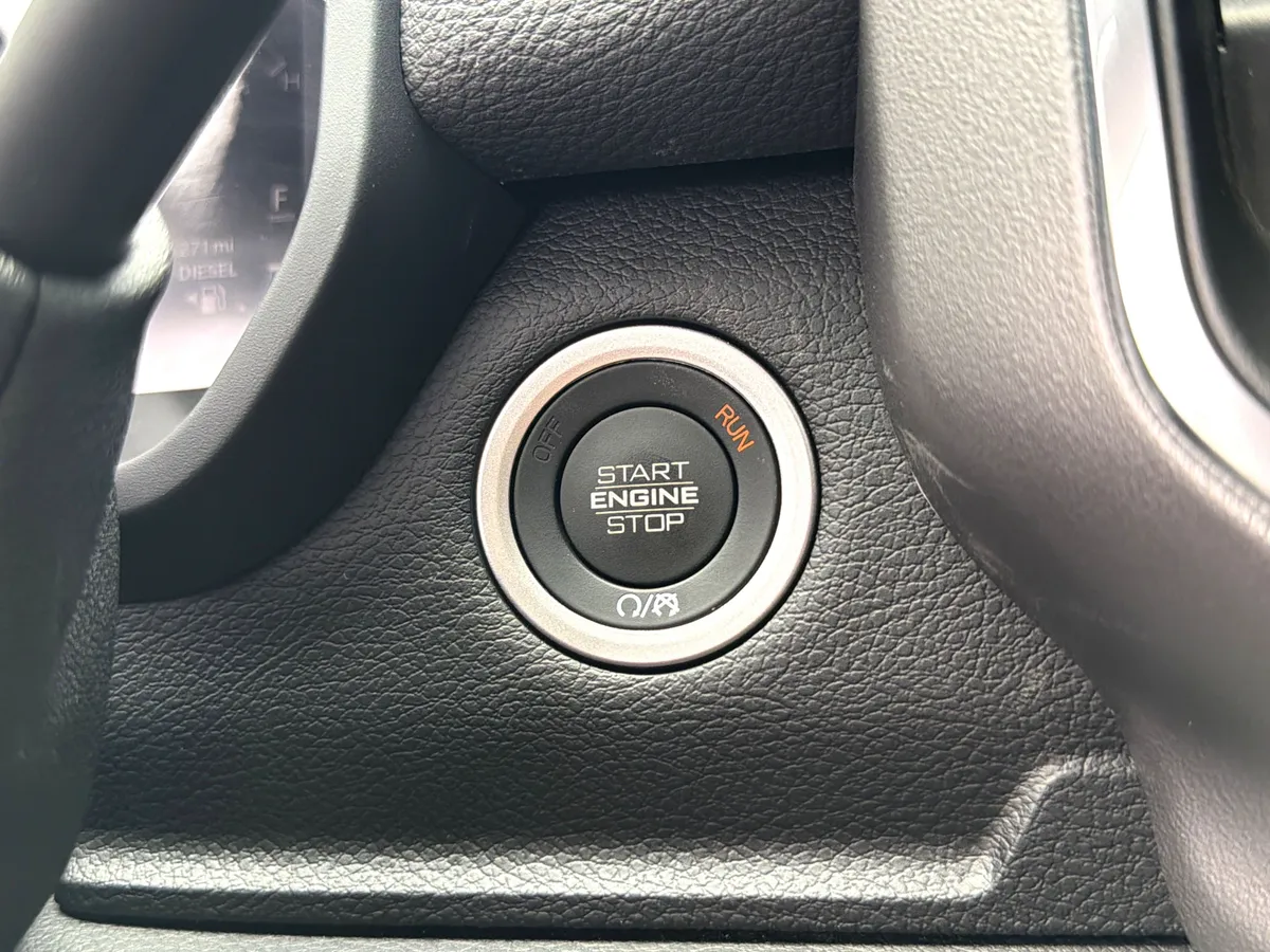 2026 Ram 2500 Laramie thumbnail 29