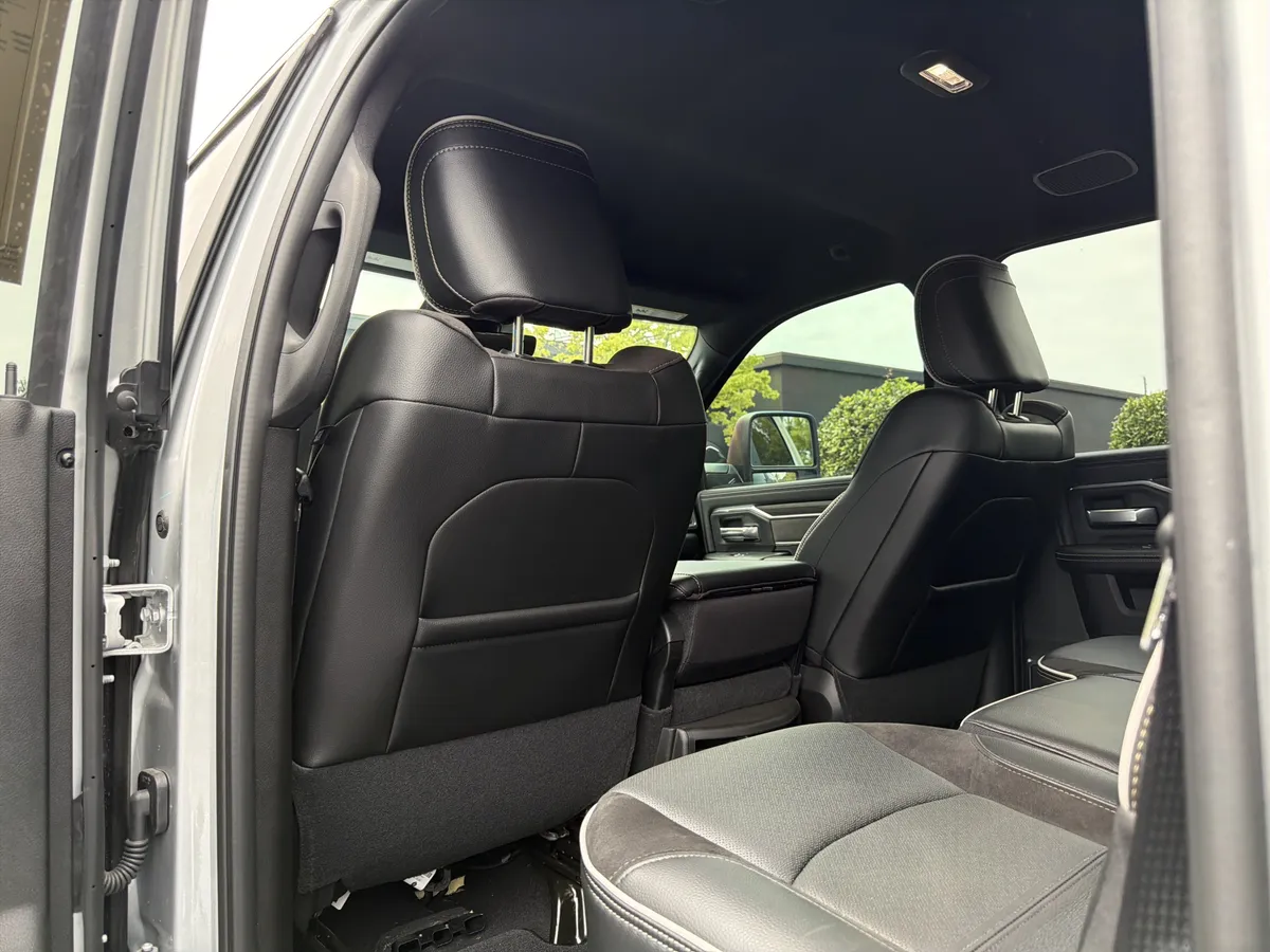 2026 Ram 2500 Laramie thumbnail 37
