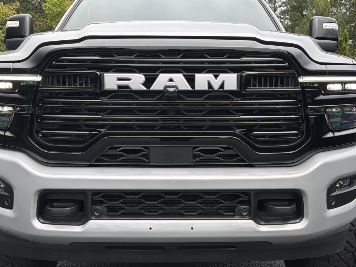 2026 Ram 2500 Laramie thumbnail 40
