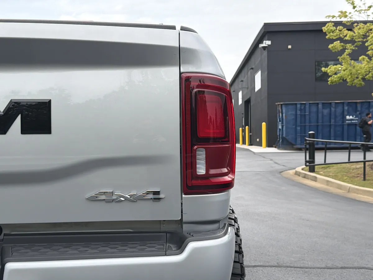 2026 Ram 2500 Laramie thumbnail 44