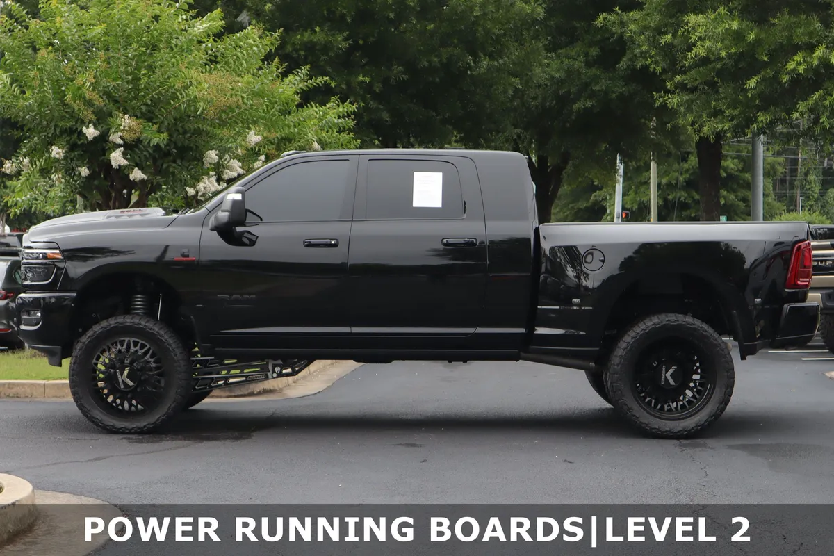 2026 Ram 3500 Laramie thumbnail 4