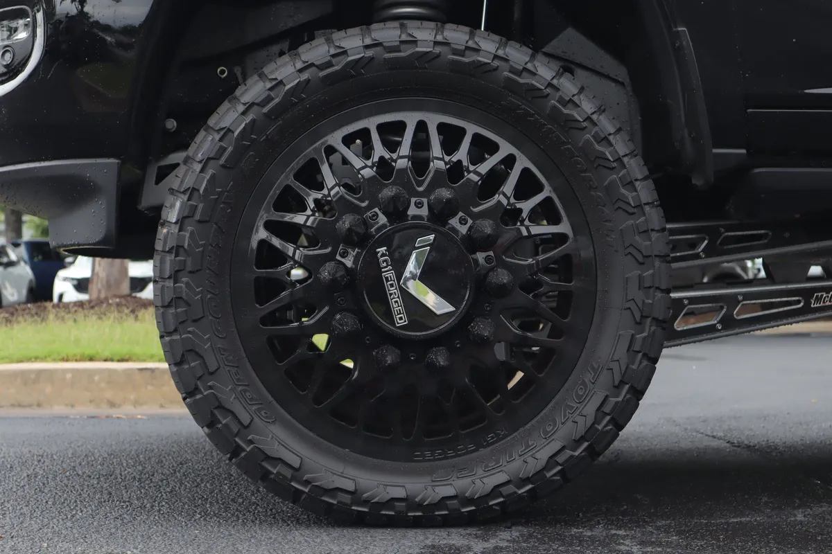2026 Ram 3500 Laramie thumbnail 6