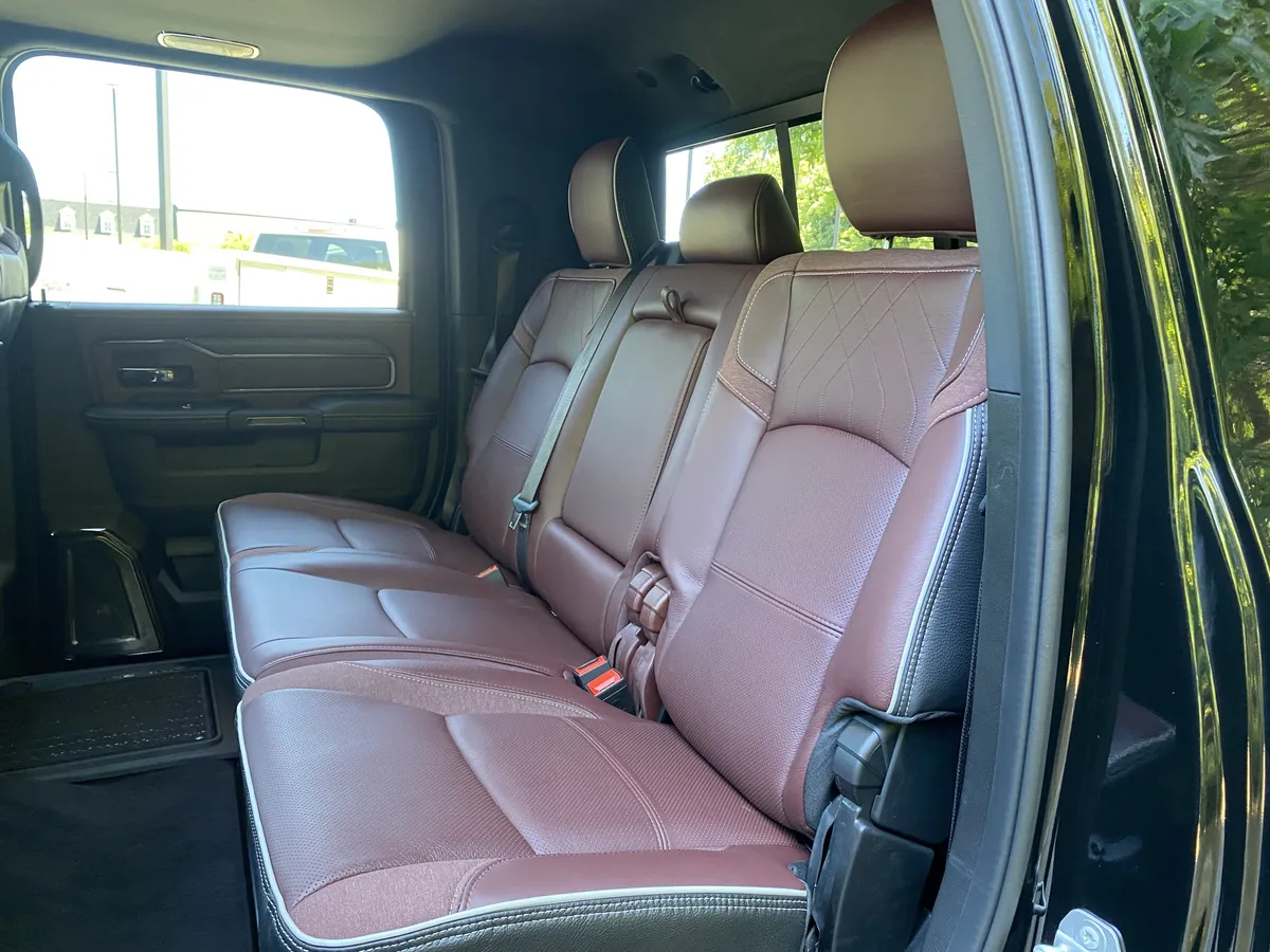 2026 Ram 3500 Limited thumbnail 38