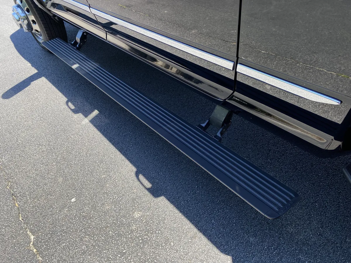 2026 Ram 3500 Limited thumbnail 41