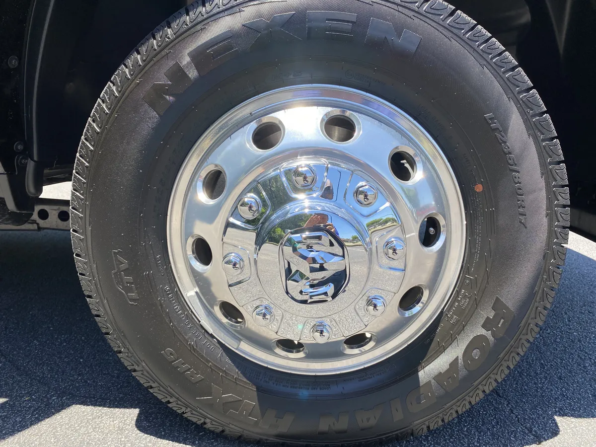 2026 Ram 3500 Limited thumbnail 43