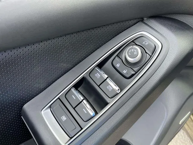 2026 Subaru Ascent Touring thumbnail 13