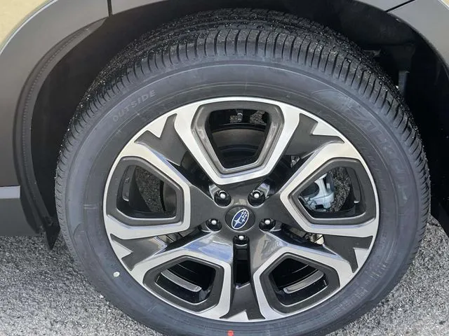 2026 Subaru Ascent Touring thumbnail 8