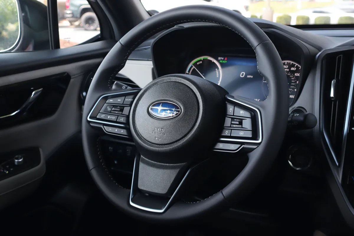2026 Subaru Forester Limited Hybrid thumbnail 18