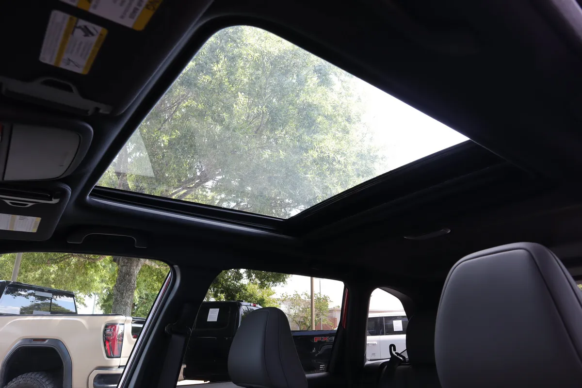 2026 Subaru Forester Limited Hybrid thumbnail 7