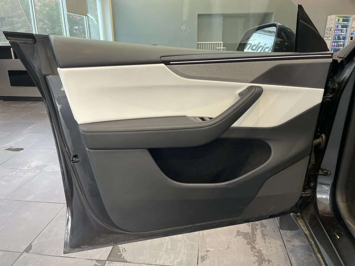 2026 Tesla Model Y thumbnail 13