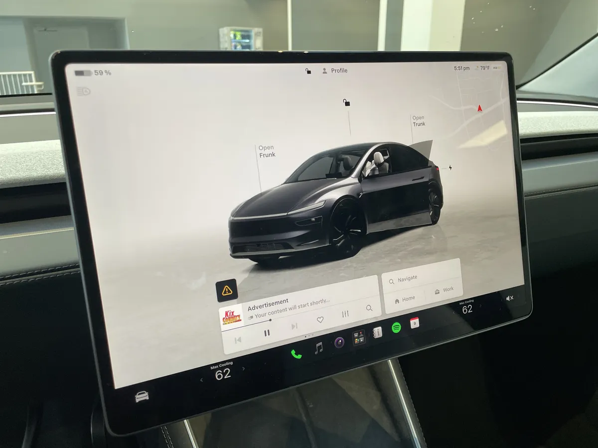 2026 Tesla Model Y thumbnail 20