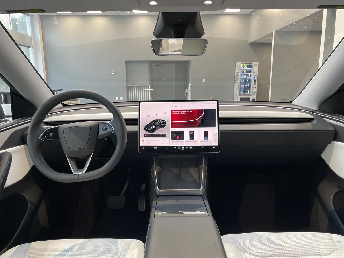 2026 Tesla Model Y thumbnail 30