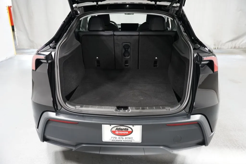 2026 Tesla Model Y Standard Range thumbnail 30